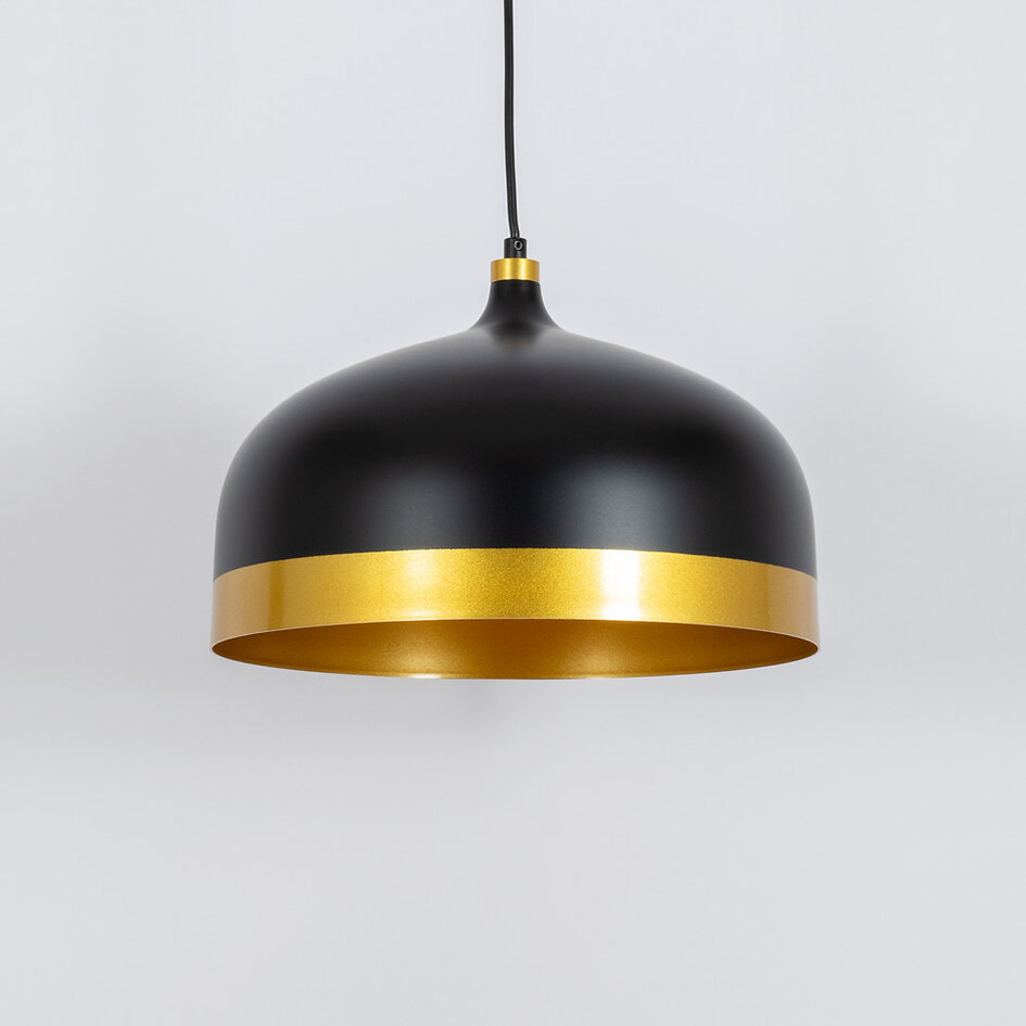 Lampe suspendue industrielle noire avec détails dorés - Zelta