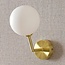 Applique Runda - doré avec globe en verre opalin