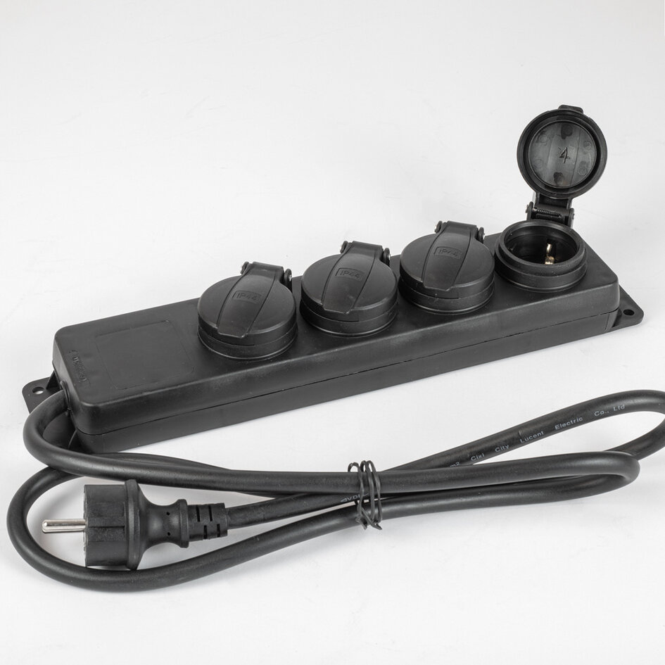 Multiprise extérieure IP44 avec câble de 3 x 1.5 mm²