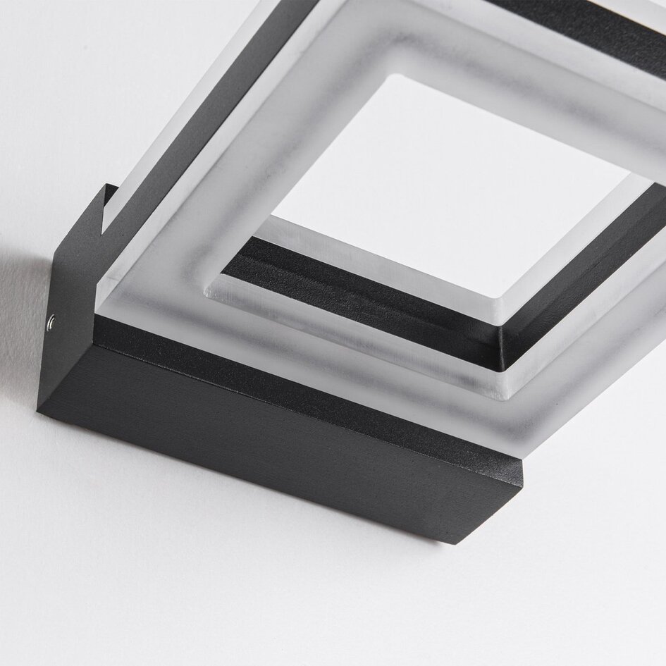 Applique murale extérieure carrée Nori - noire avec LED intégrée