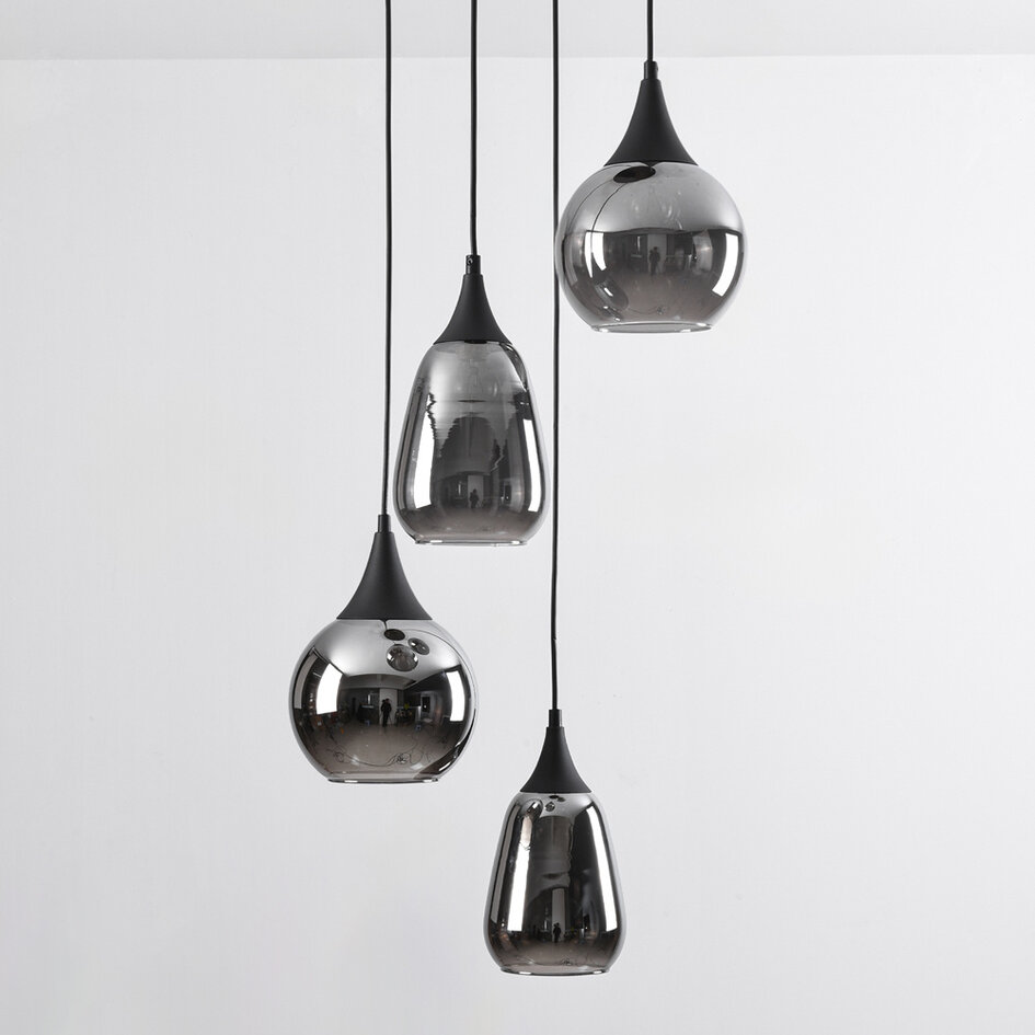Lampe suspendue Loua noir avec verre fumé, 4 lumières
