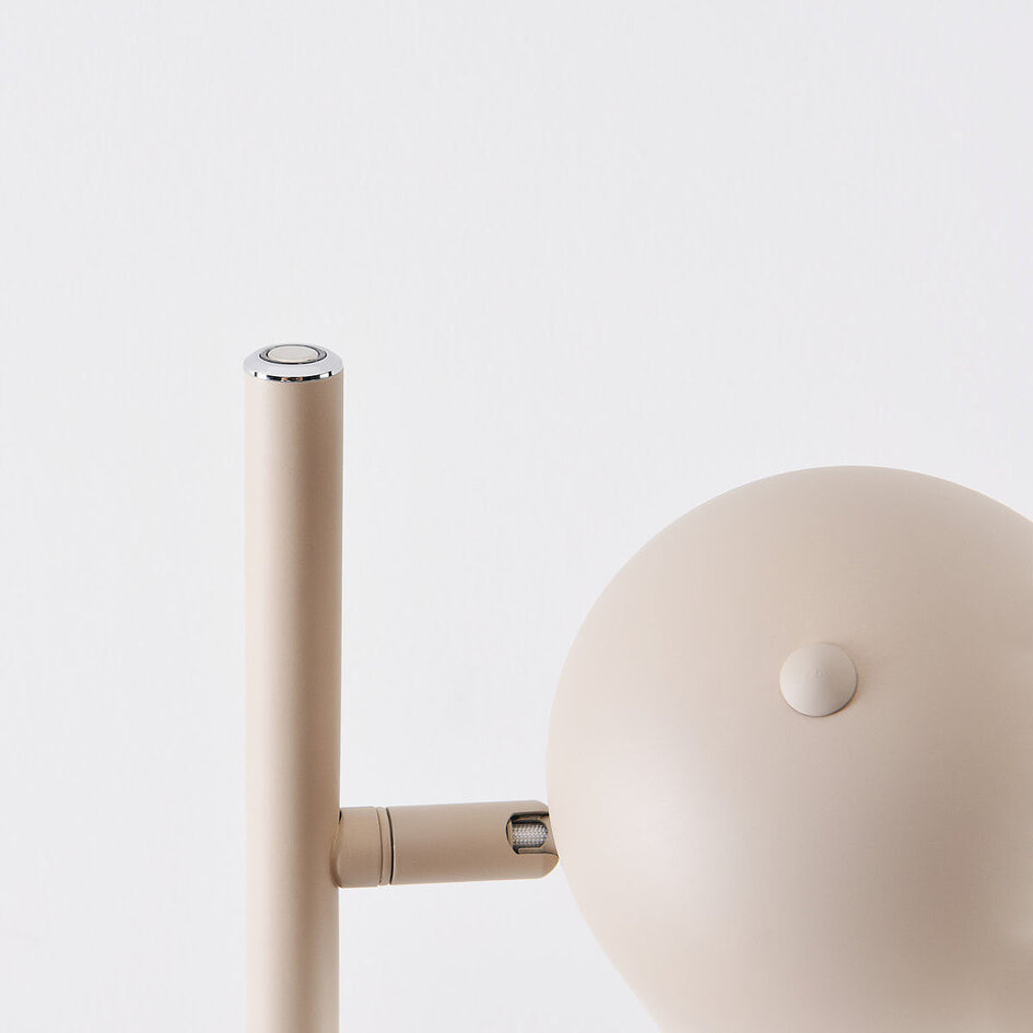 Lampadaire beige Iki - avec 2 spots orientables et LED tactiles dimmables