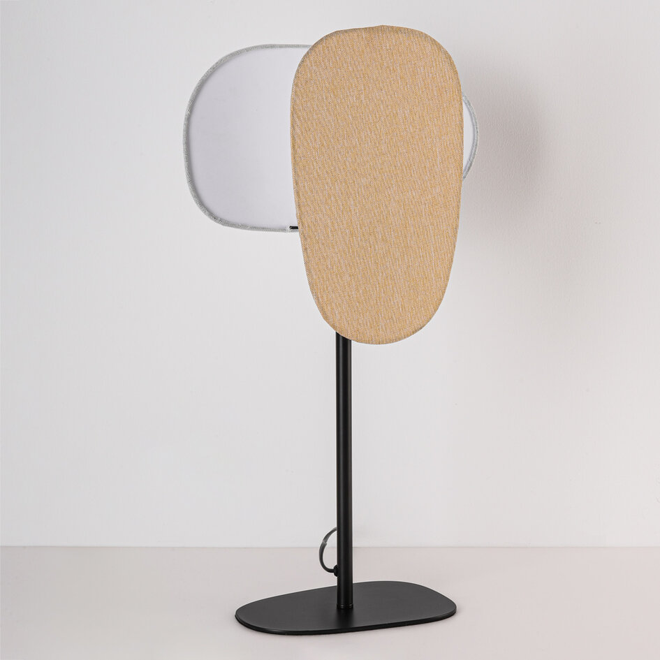 Lampe de table Tavora avec deux abat-jours en lin, teintes claires et naturelles