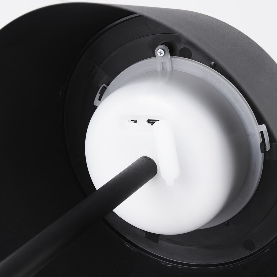 Lampadaire Rivet avec liseuse solaire rechargeable - noir