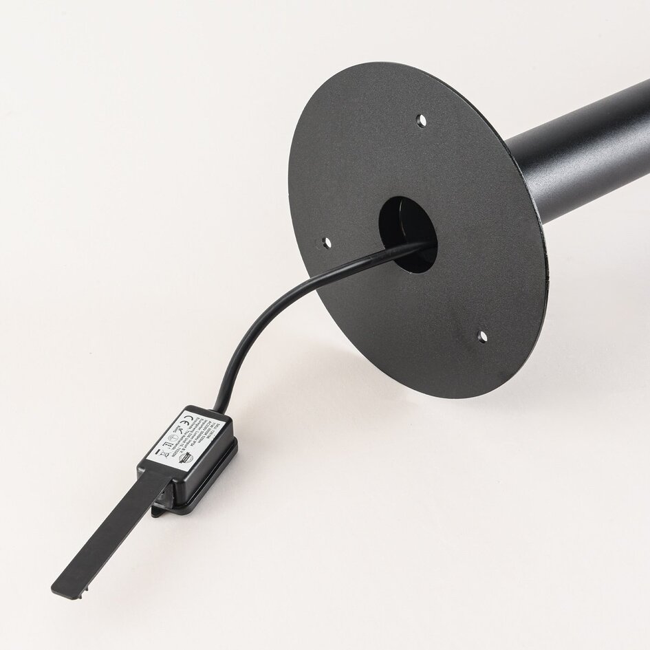 Lampe d'extérieur sur pied Eclipso noire à LED intégrée