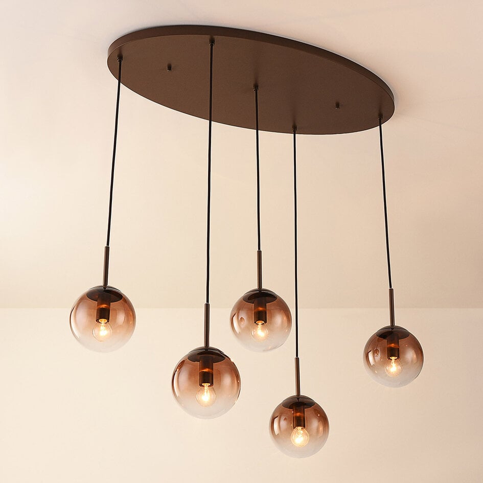 Suspension Nira avec boules en verre brun ombré, 5 lumières