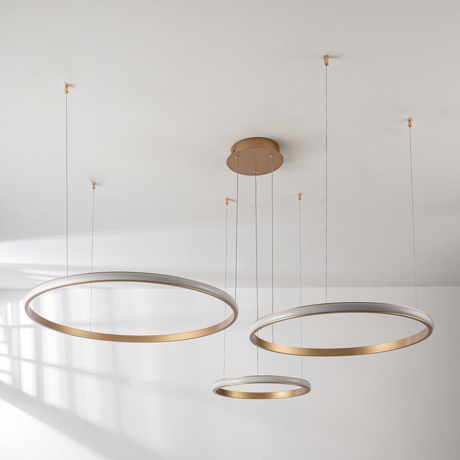 Lampe suspendue design Seluna avec trois anneaux à 3 niveaux de gradation