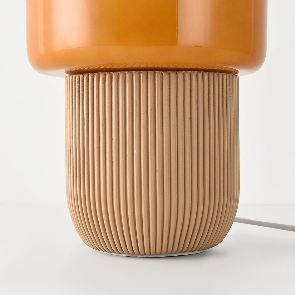 Lampe de table Ledine avec verre ambré et pied nervuré - taupe
