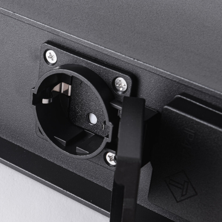 Lampe d'extérieur sur pied connectée Ute à deux prises, noire