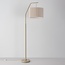 Lampadaire arqué Pedro avec abat-jour plissé en beige