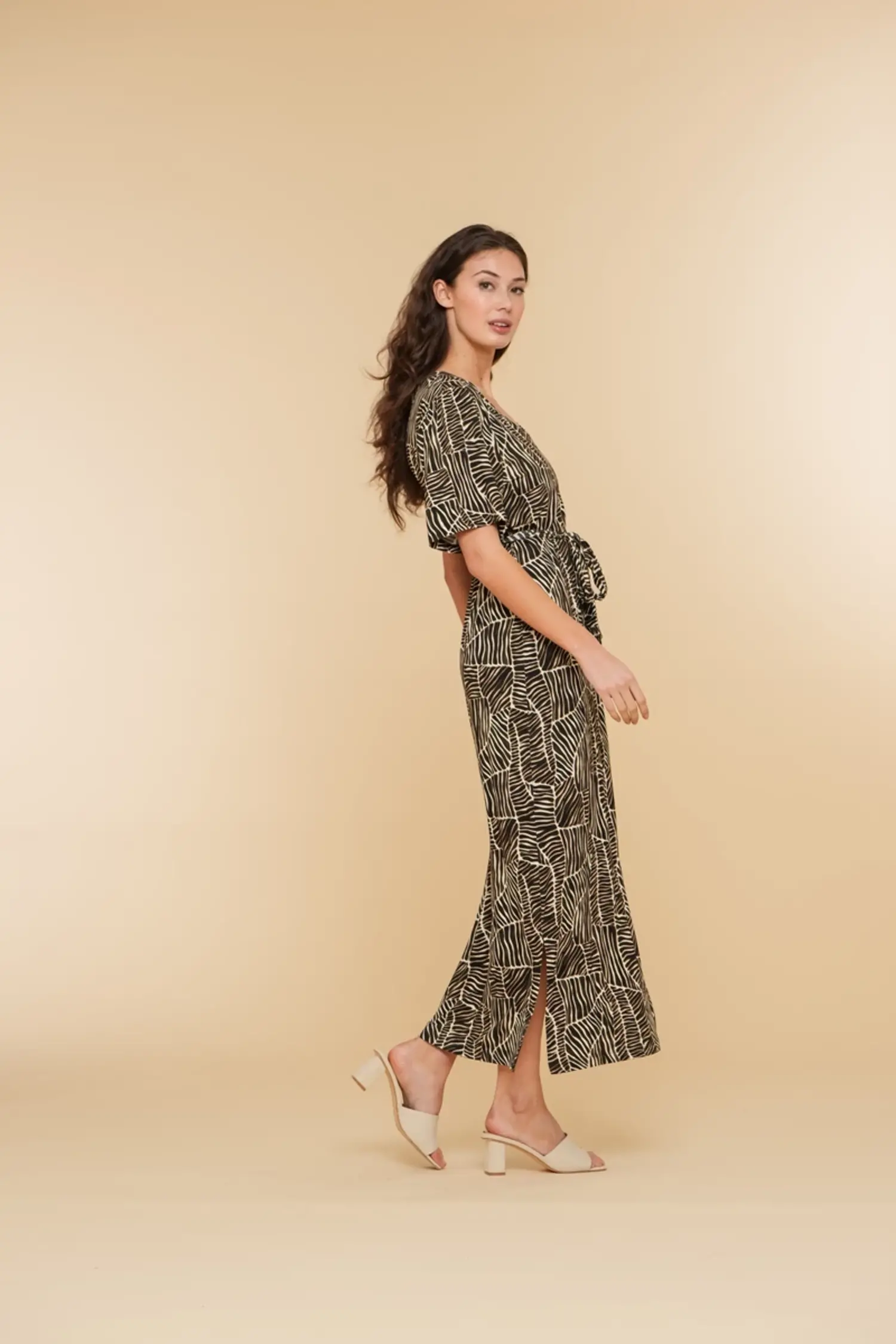 Midi Jurken Jurk Geisha Zwart 47415-60 FAY Dress V-neck AOP Off