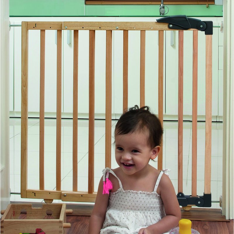 Clippasafe Extendable Dual Fix Wooden Gate  68-102 cm