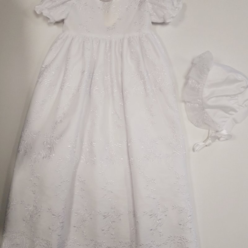 Visara Christening Gown 6-12 Rose Bud