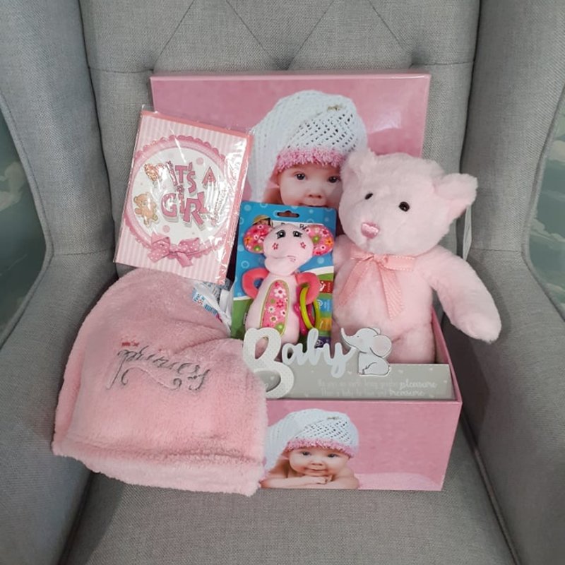 Baby Girl Bundle Gift Box (Large)