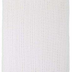 white cot blanket