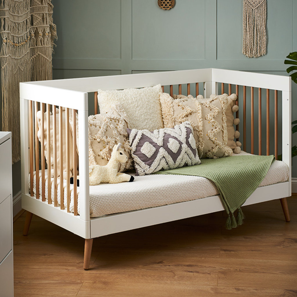 Obaby Obaby Maya Cot Bed White