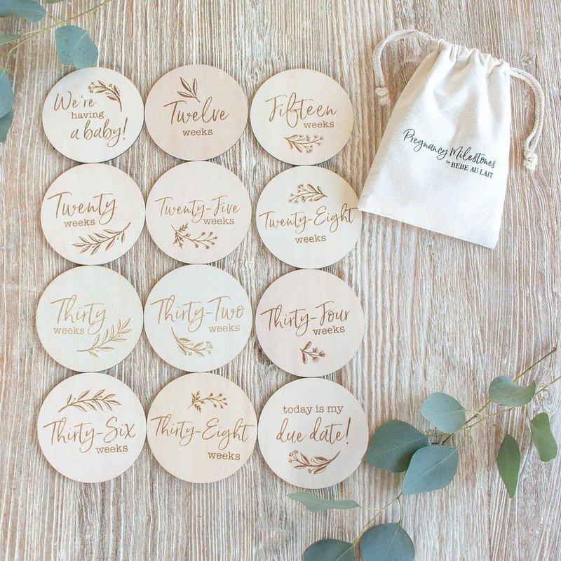Bebe au Lait Pregnancy 12 piece Set Wooden Bebe Sayings Disc