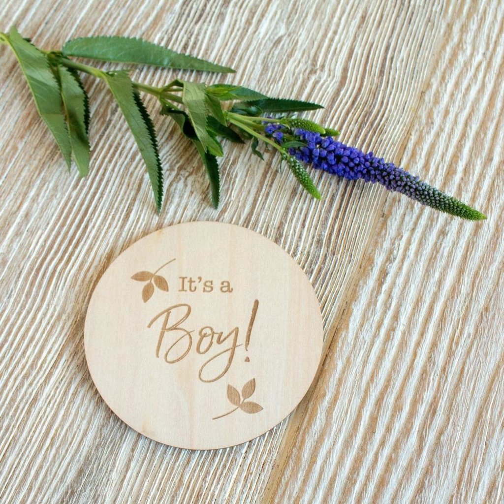 Bebe au Lait It’s a Boy Wooden Bebe Sayings Disc