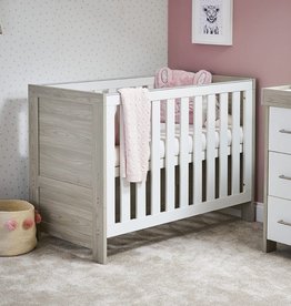 Obaby Obaby Nika Mini Cot Bed - Grey Wash With White