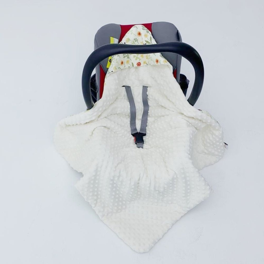 Little Love Little Love Poppy Travel Blanket 3 Point