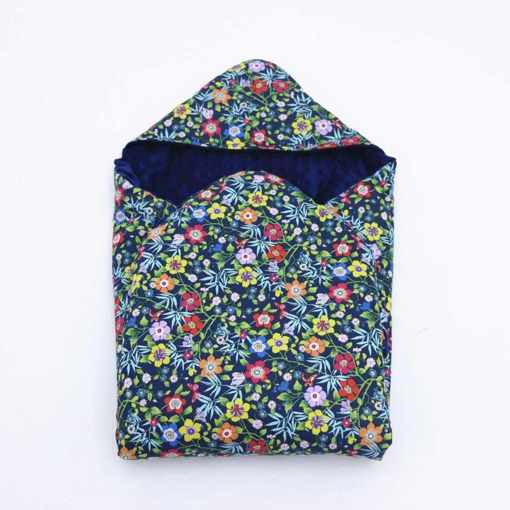 Little Love Little Love Navy Flowers Travel Blanket