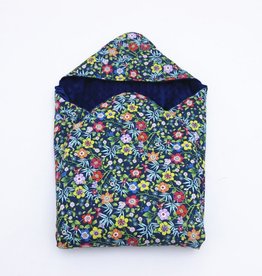 Little Love Little Love Navy Flowers Travel Blanket