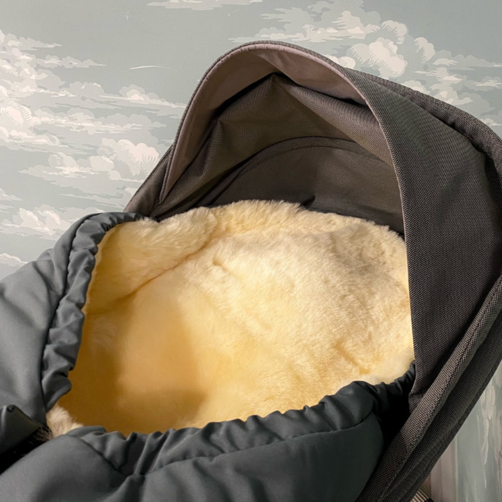 Naturally Sheepskins Naturally Sheepskin Footmuff Natural & Grey