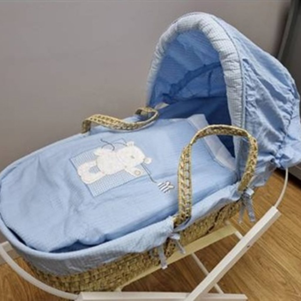 Cuddles Palm Moses Basket Blue Bear with Free Stand
