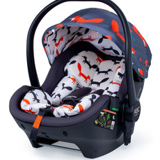 Cosatto Cosatto Wow XL Car Seat and i-Size Base Bundle- Charcoal Mister Fox