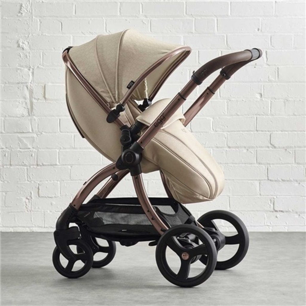 EGG Egg 2 Luxury Bundle - Special Edition Feather Geo