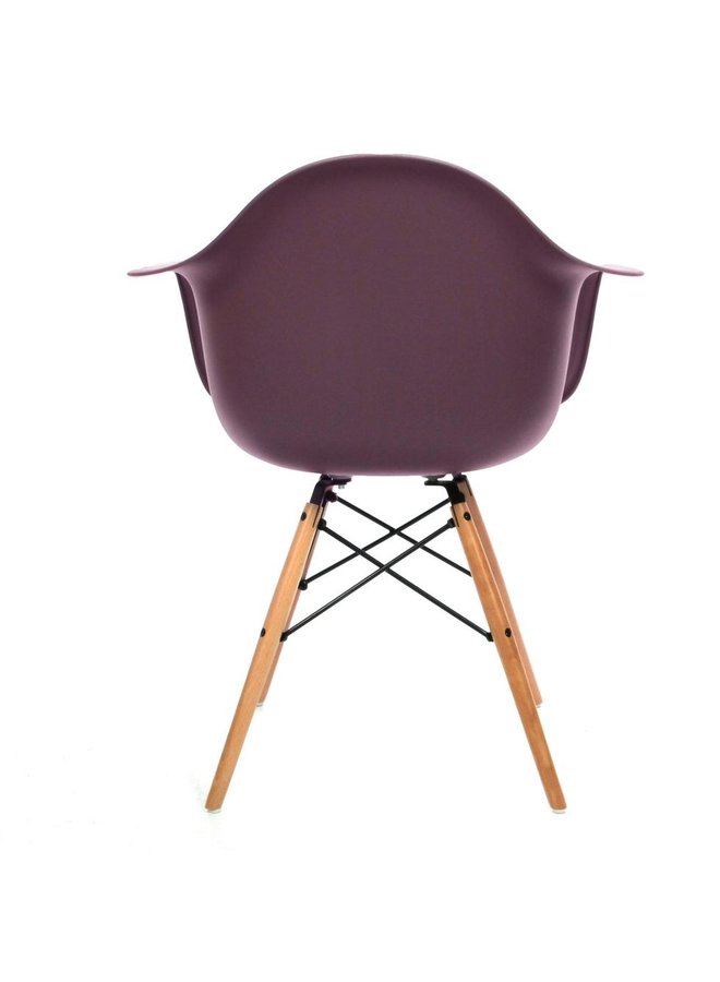 Eames chair mauve