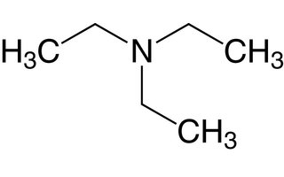 Trietilamina