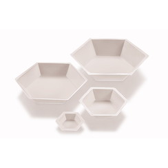 Hexagonal weighing pans