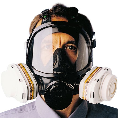 Respiratore con maschera a pieno facciale