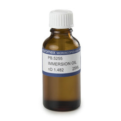 Immersion oil, refractive index n = 1.482. Bottle of 25 ml