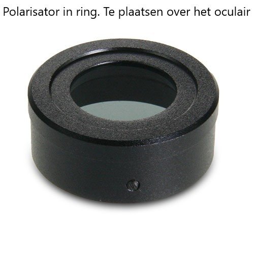 Polarisator im Ring. Über das Okular legen