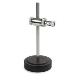 Base pesada con abrazadera transversal ajustable