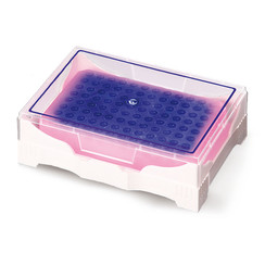 Koelbox   PCR, violet naar roze