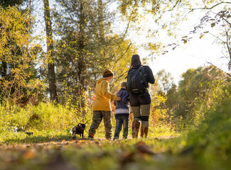 Getting active outdoors with the family: 5 fun ideas