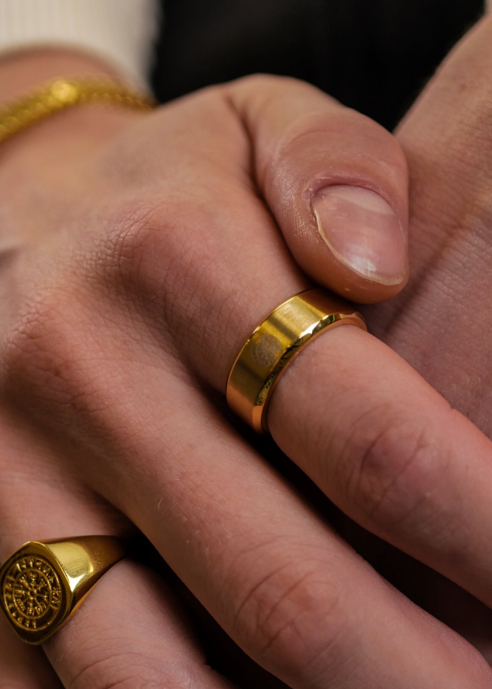 Northern Legacy Siempre Vegvisir band - Gold tone ring