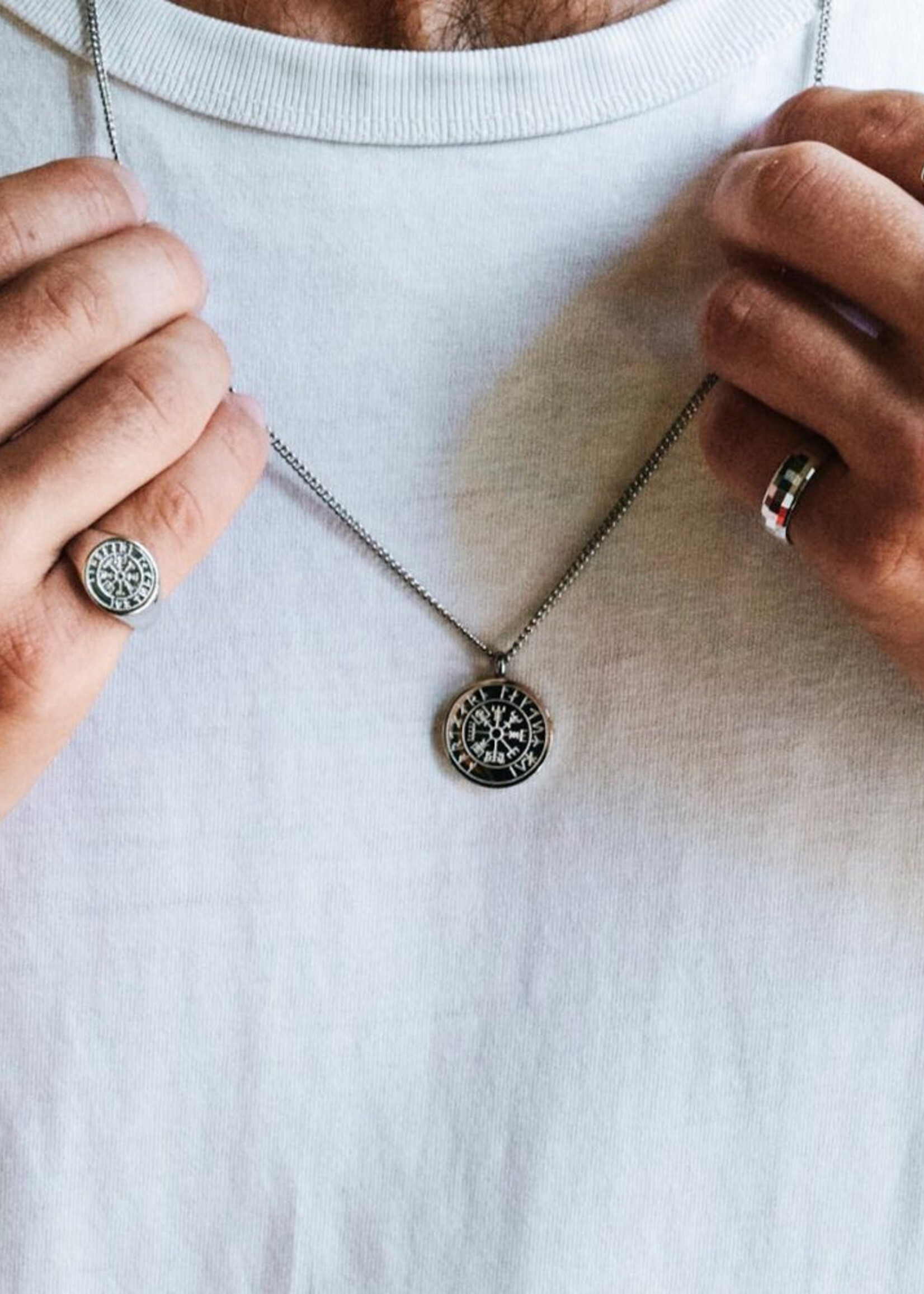 Northern Legacy NL Vegvisir Pendant Necklace - Silver Tone