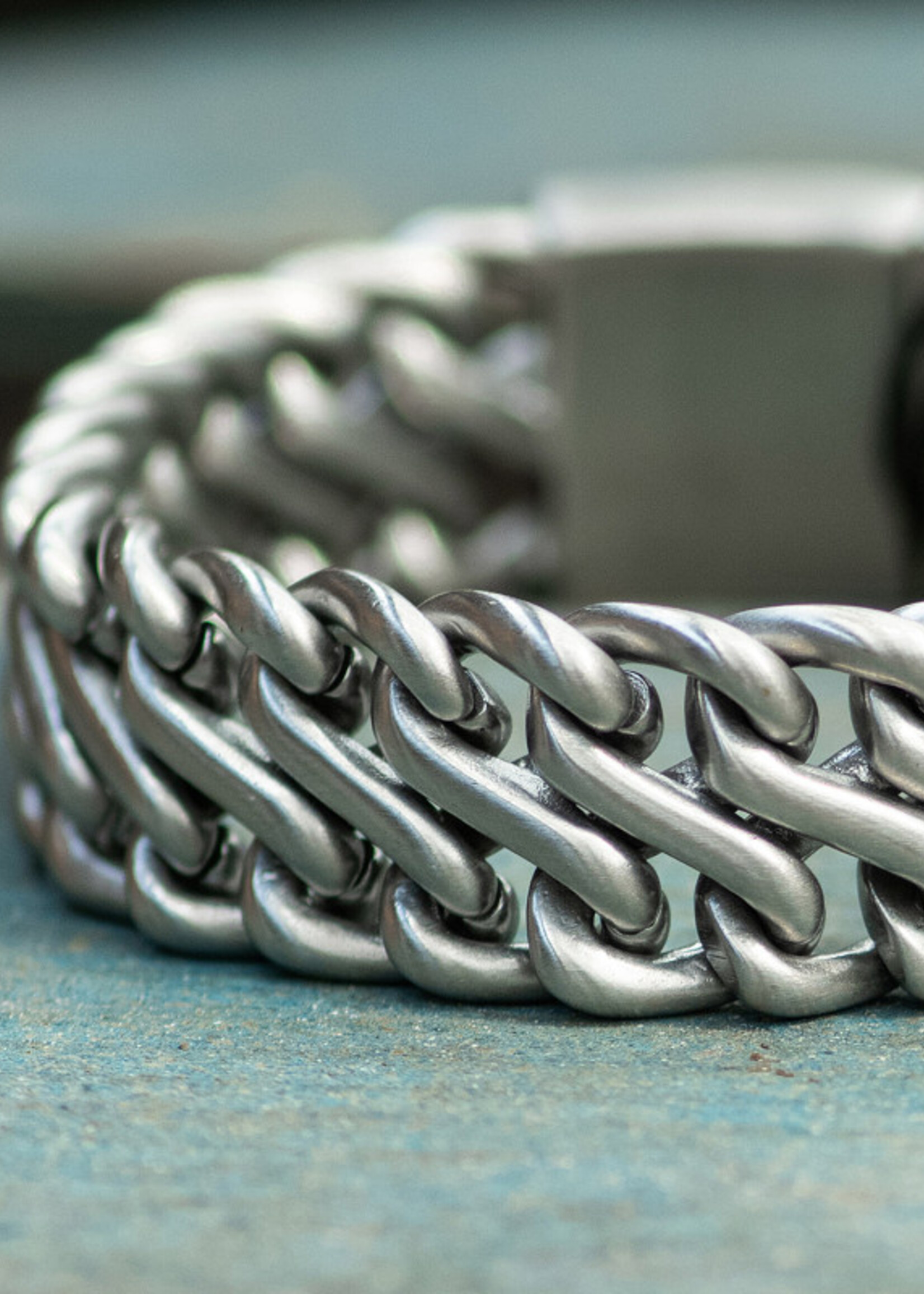 Ixxxi Men Armband Greece