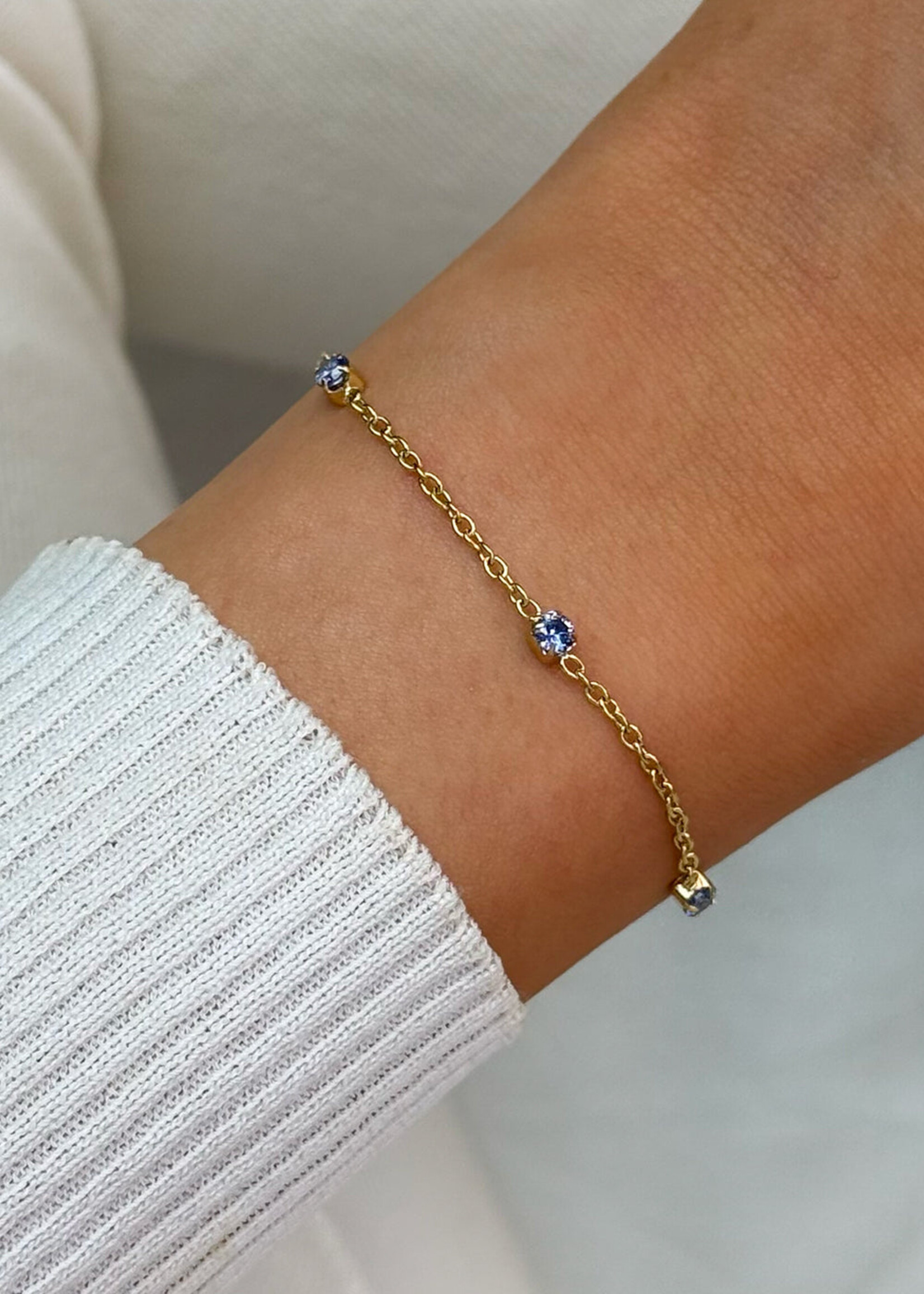 Cluse Élevé Zirconia Chain Bracelet, Kyanite Blue, Gold Colour