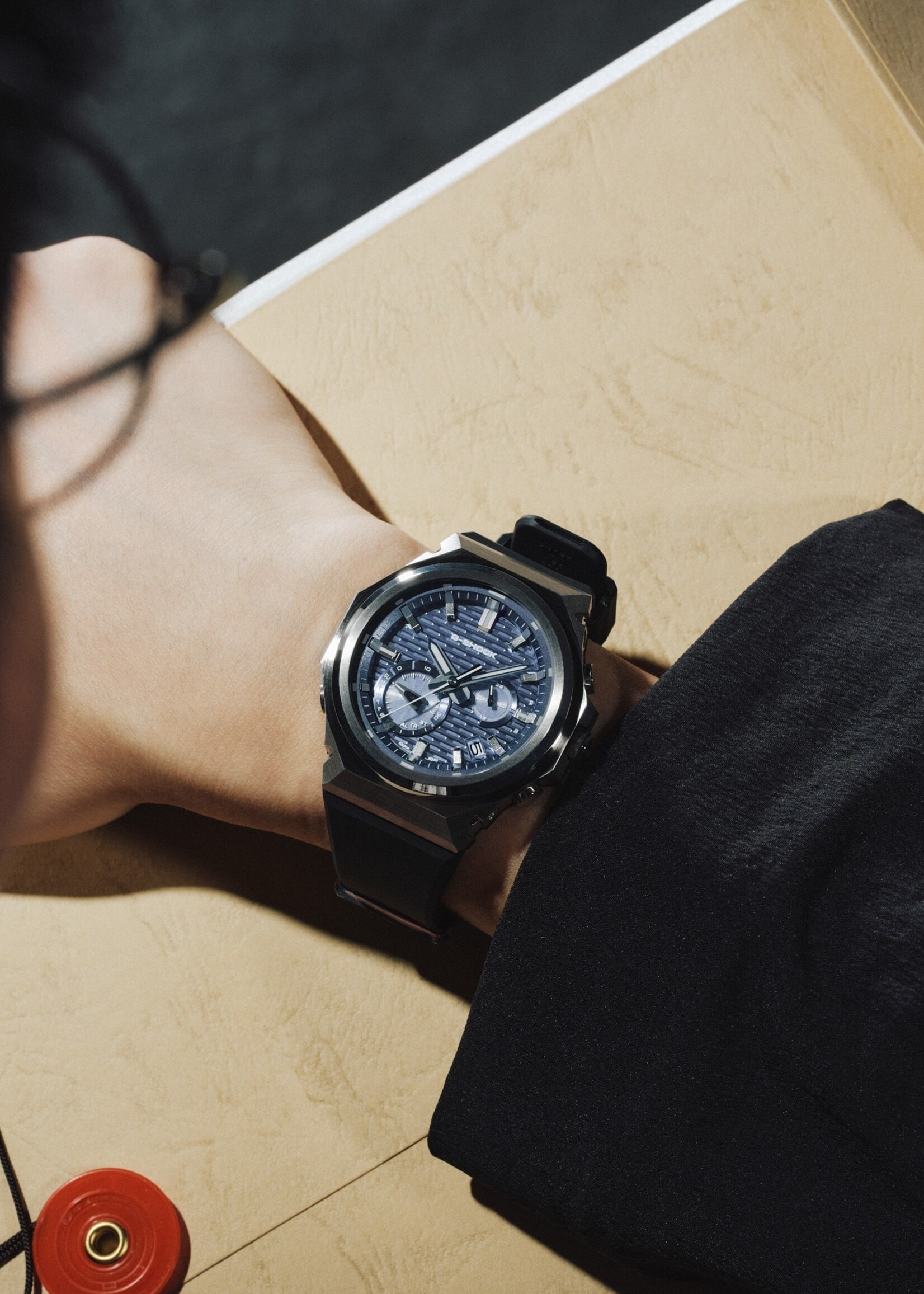 G - Shock gst-b1000-2aer