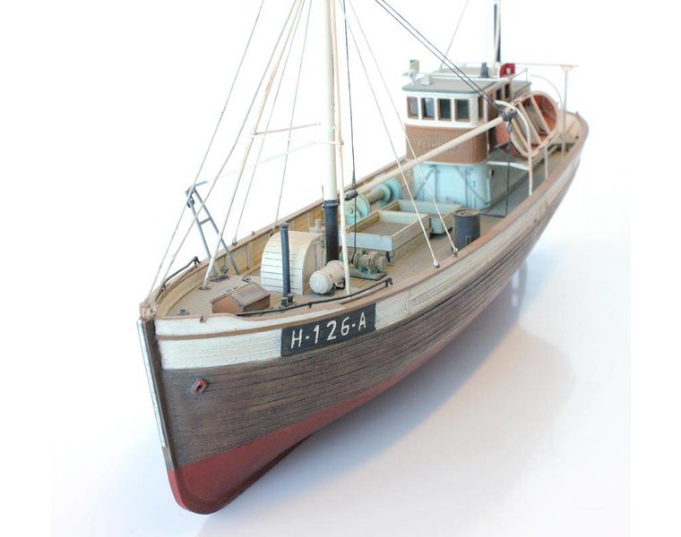 Norwegean fishingboat Framtid I full hull