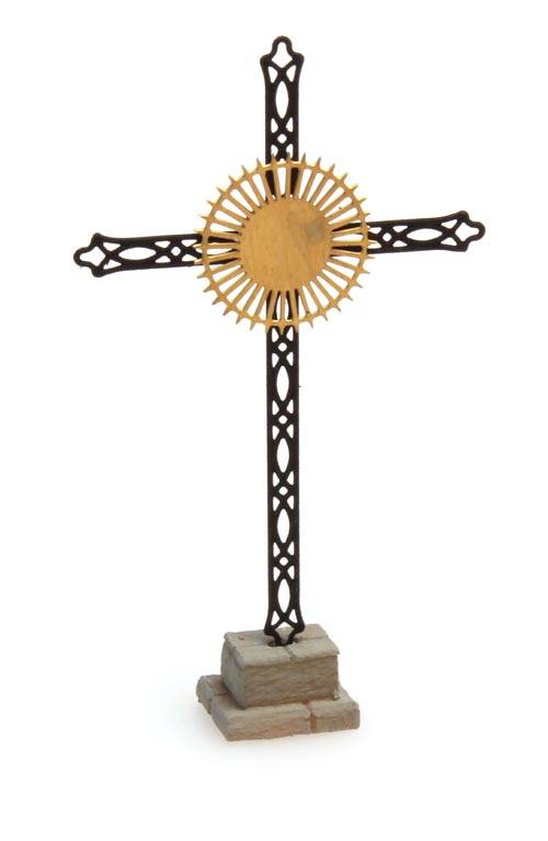 Roadside memorial cross, ready made etched