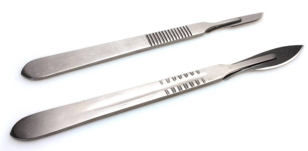 Scalpel Handle, Stainless-Steel, No. 4 with No. 22 Blade