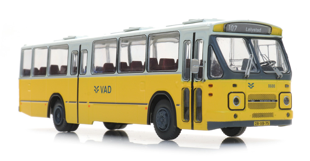 Regionalbus VAD 8600, DAF Vorderseite 2, Ausstieg Mitte
