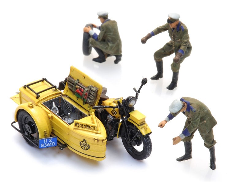 ANWB wegenwacht motorfiets zijspan met figuren
