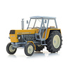 Ursus 1201 tractor geel